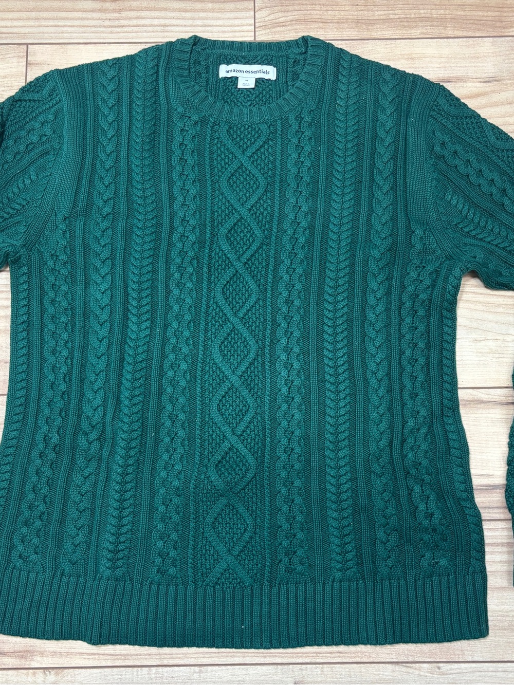 Amazon Essentials Green Cable Knit Crewneck Sweater